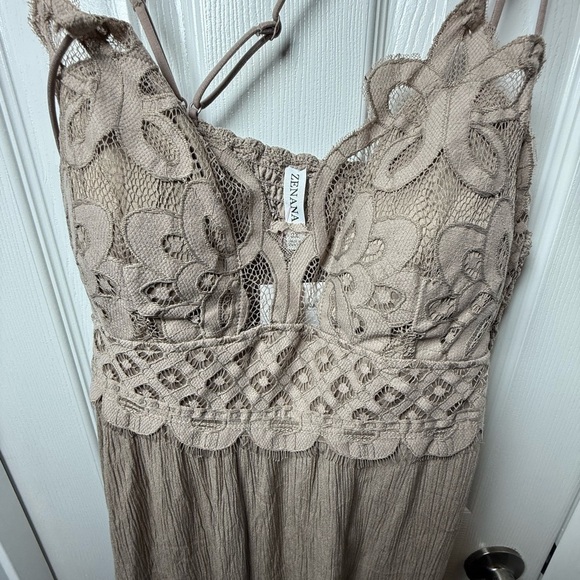 Zenana Outfitters Taupe Lace Backless Dress - Picture 2 of 7